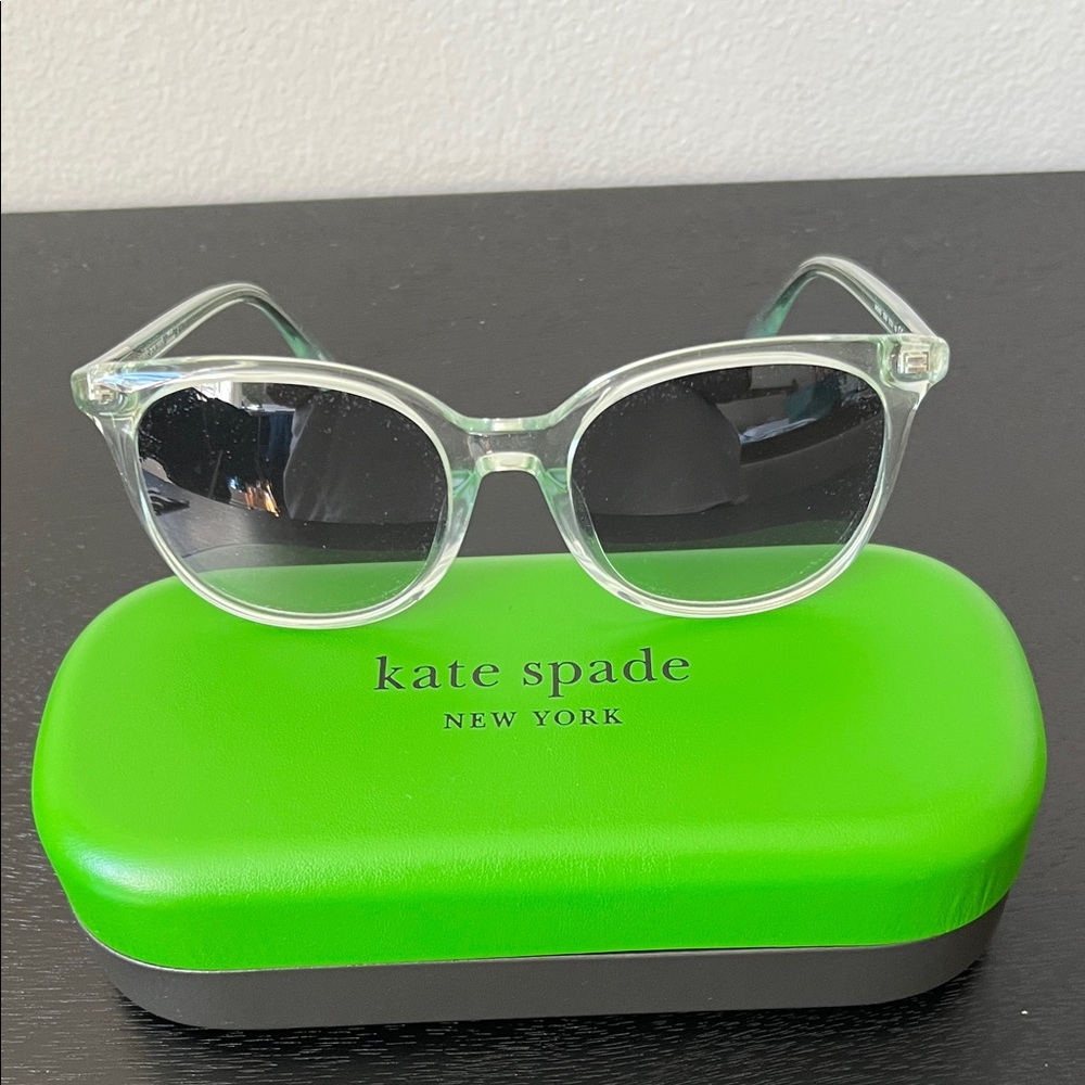Kate Spade Minty Green Transparent Sunglasses NWT - Picture 1 of 11
